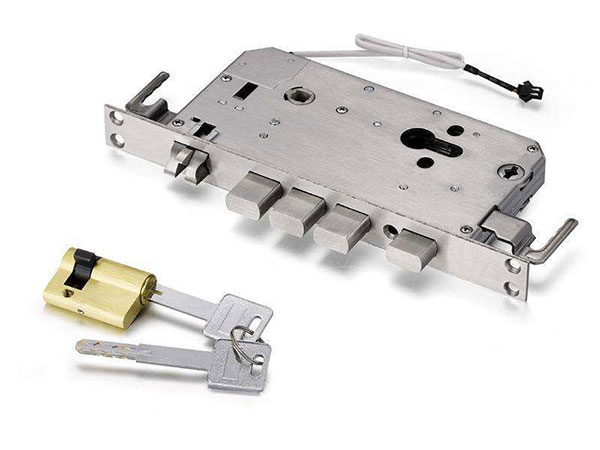 新市24小时上门开锁公司